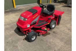 1 x Countax Lloyd 2000 Ride on Mower