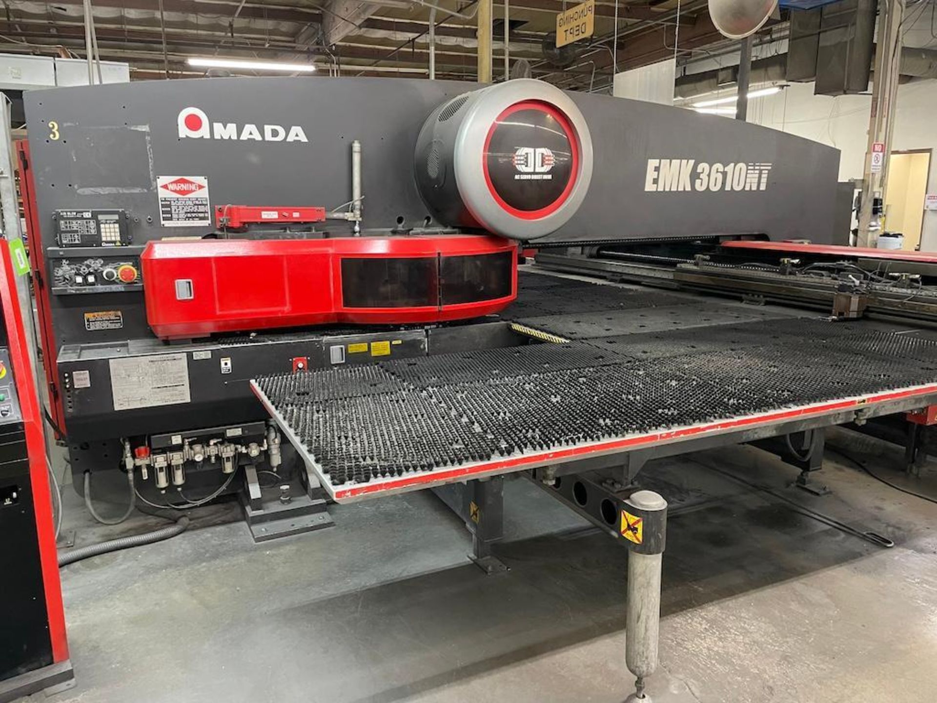AMADA 30 TON ELECTRIC TURRET PUNCH, MODEL EMK 3610NT, 58 STATIONS W 4 AUTO INDEXING UNITS, HIGH - Image 3 of 11