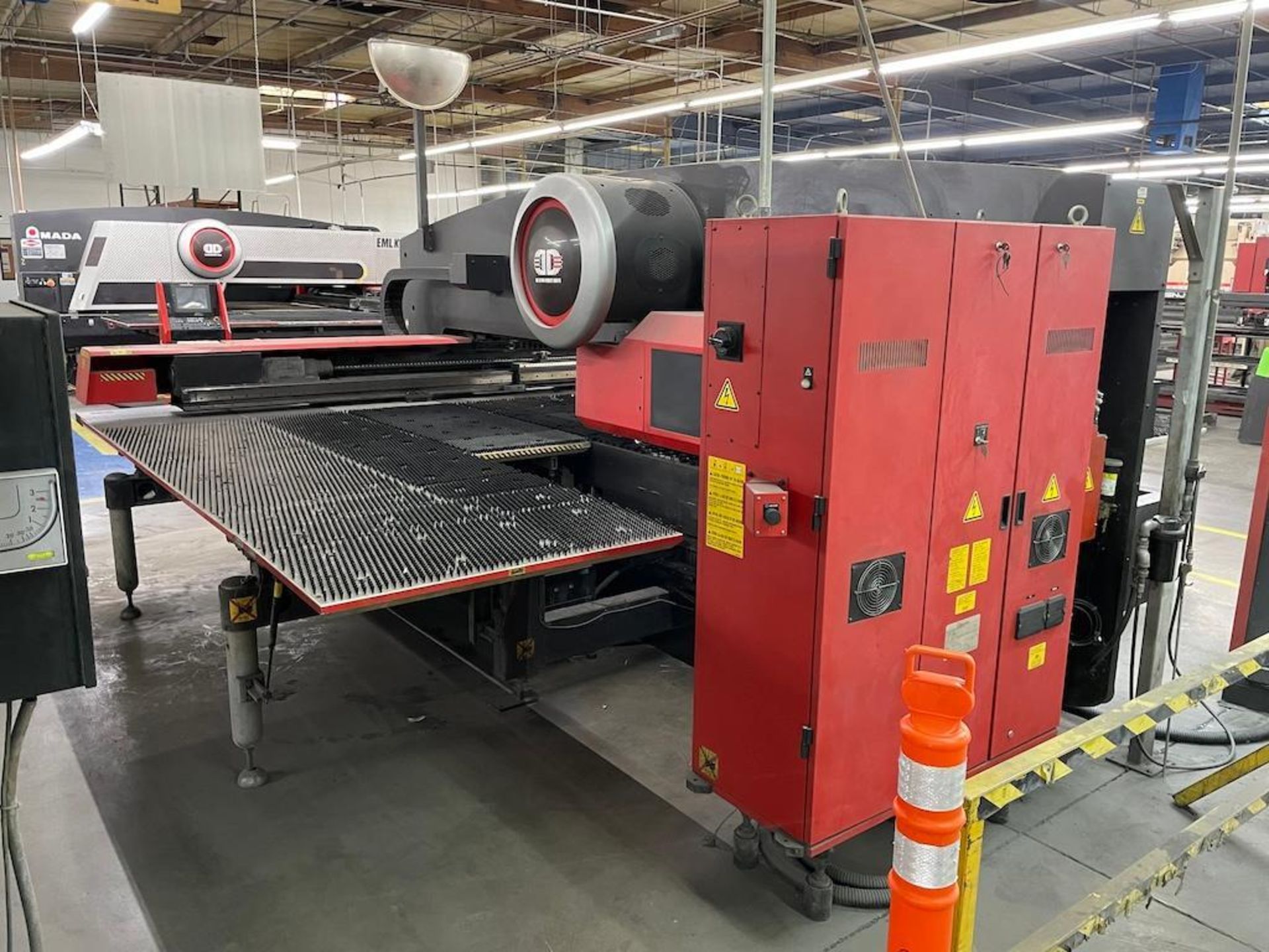 AMADA 30 TON ELECTRIC TURRET PUNCH, MODEL EMK 3610NT, 58 STATIONS W 4 AUTO INDEXING UNITS, HIGH - Image 11 of 11