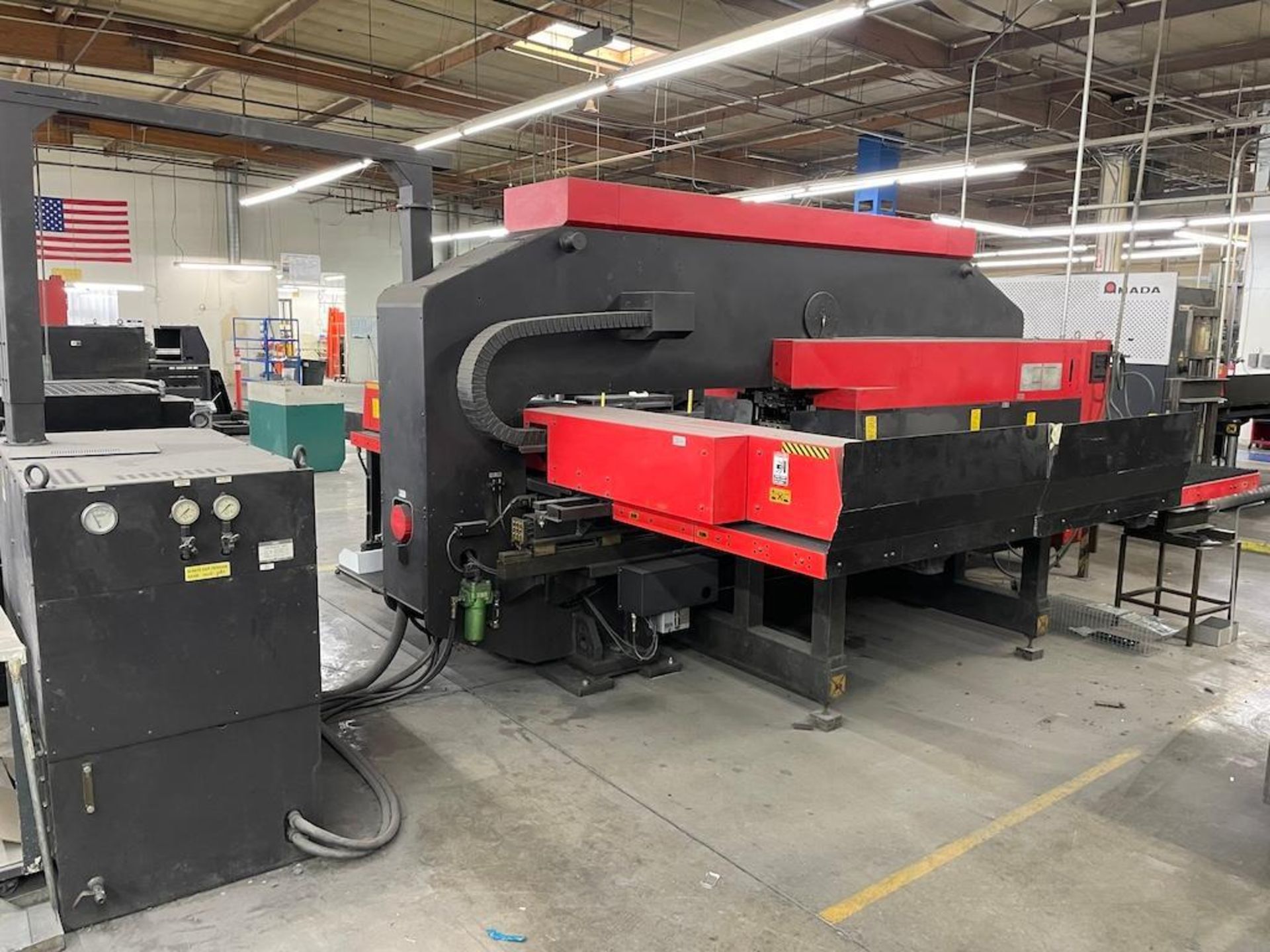 AMADA VIPROSS 358 KING II, 30 TON TURRET PUNCH, 58 STATION TURRET W 4 AUTO INDEX, TABLE TRAVEL 50 IN - Image 11 of 11