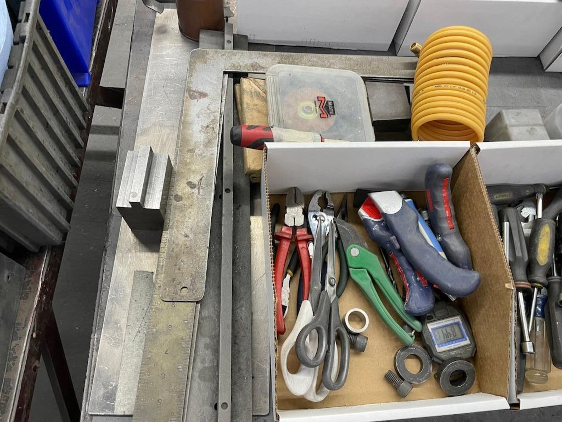 ASSORTED HAND TOOLS, PNEUMATIC, GLOVES, TAPE DISPENSERS, HEIGHT GAUGE, PLUNGER CANS, W 3 HD STEEL - Image 8 of 16