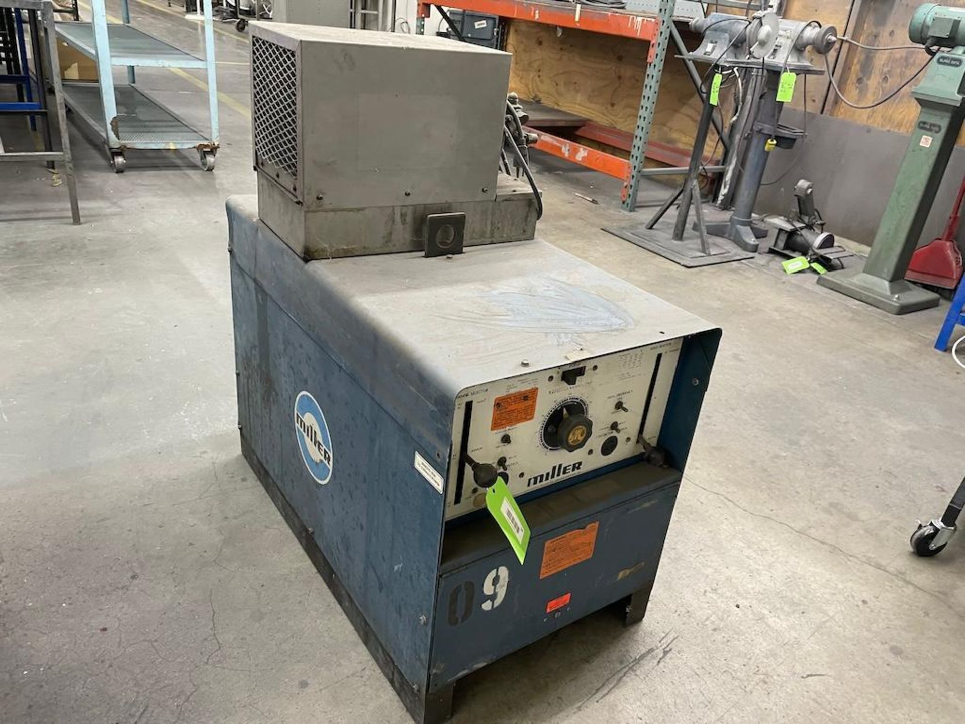 MILLER DIALARC HF WELDER, W COOLER