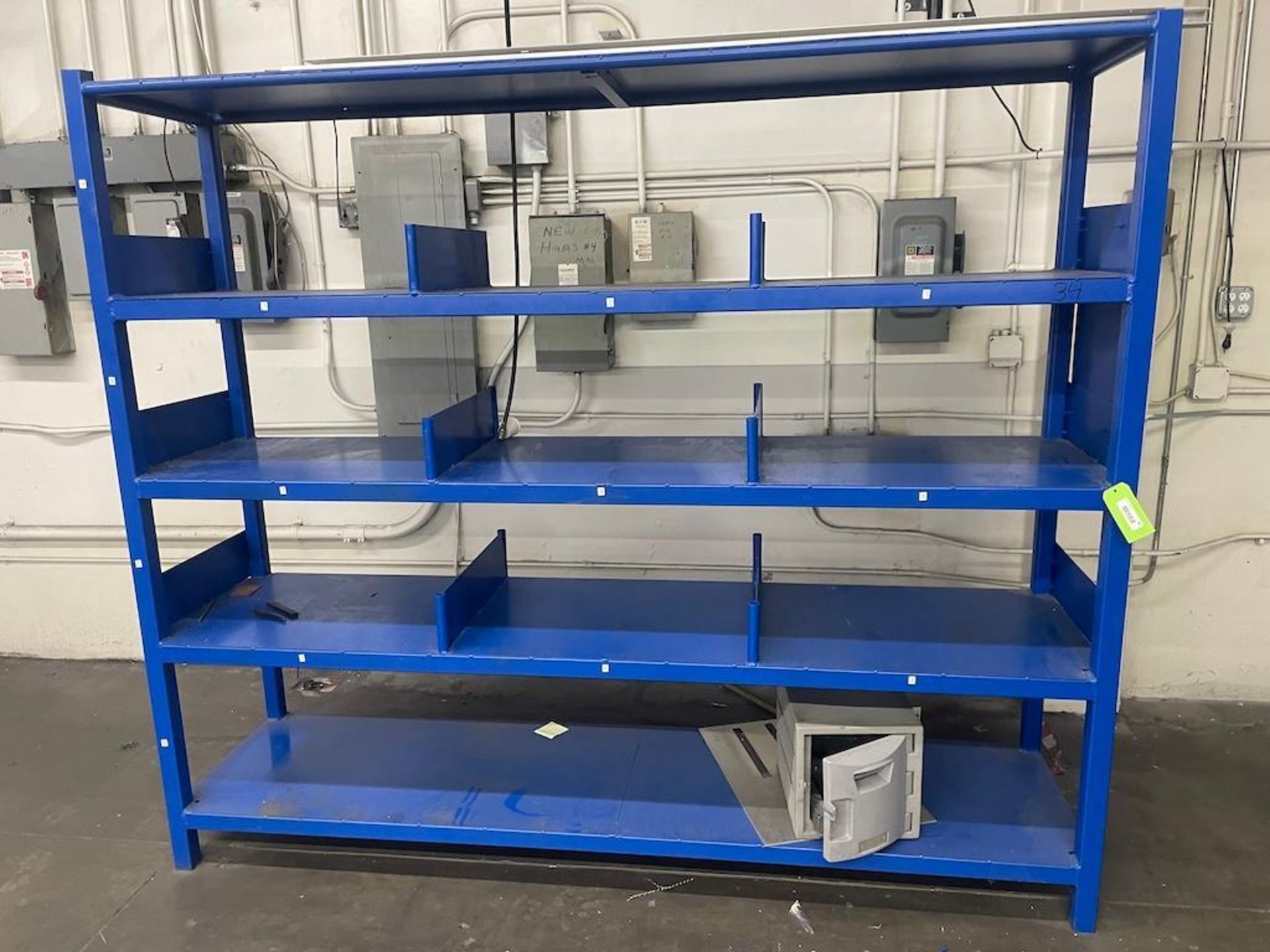 LOT: HEAVY DUTY BLUE 4 SHELF RACK APPROX 94 IN W X 23 IN D X 80 IN H, (2) HD STEEL 4 SHELF ROLLING - Image 4 of 6