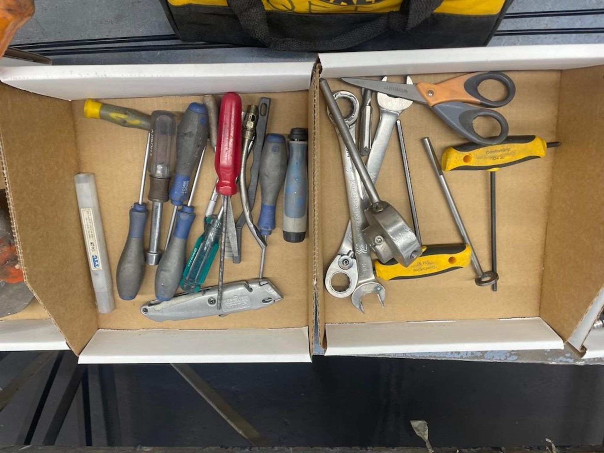 ASSORTED HAND TOOLS, PNEUMATIC, GLOVES, TAPE DISPENSERS, HEIGHT GAUGE, PLUNGER CANS, W 3 HD STEEL - Image 14 of 16