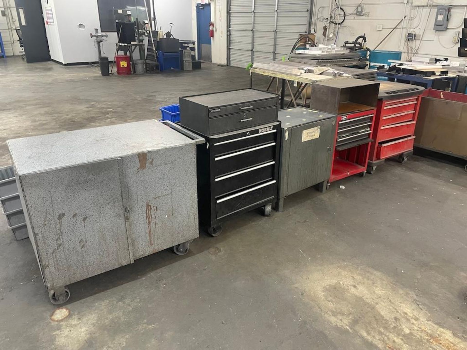 LOT 3 TOOL BOXES AND 2 CARTS