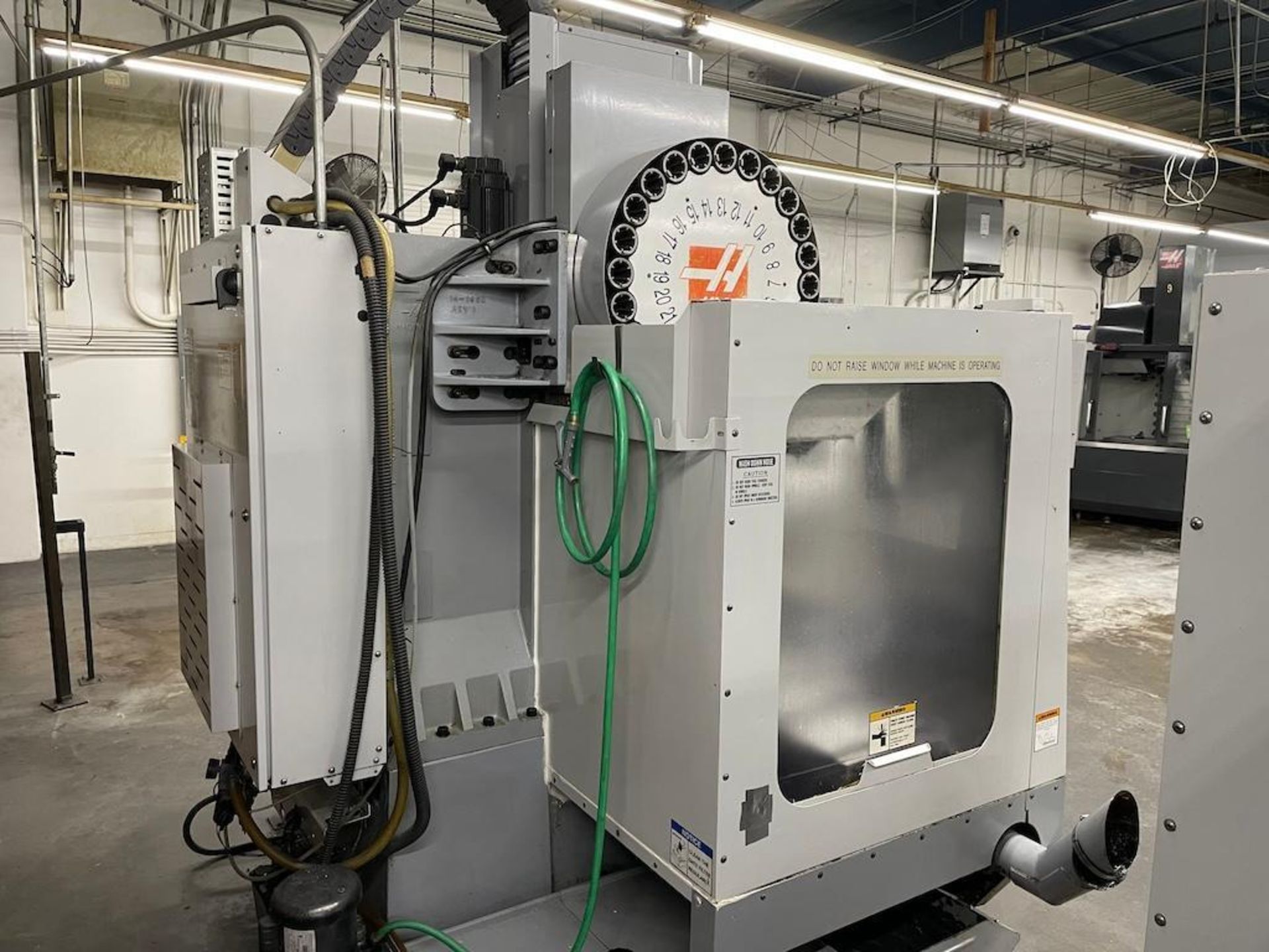 HAAS CNC VMC MODEL SUPER VF2SS, 24 ATC, CAT 40, 12,000 RPM, WORKLIGHT, RENISHAW PROBE, 14 X 36 - Image 7 of 10