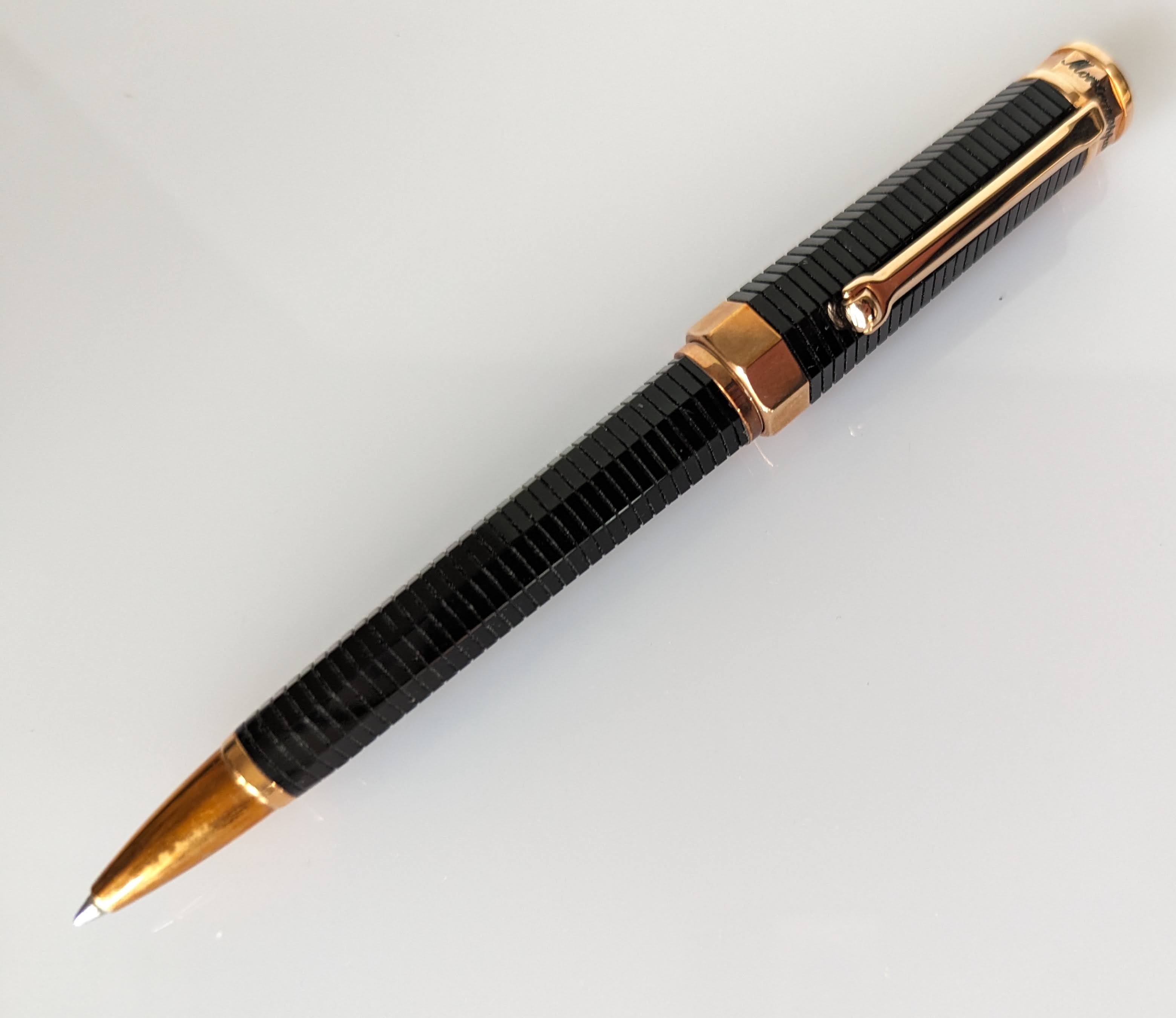 Montegrappa Nero Uno Linea ballpoint pen with rose gold plated trim and textured black resin finish