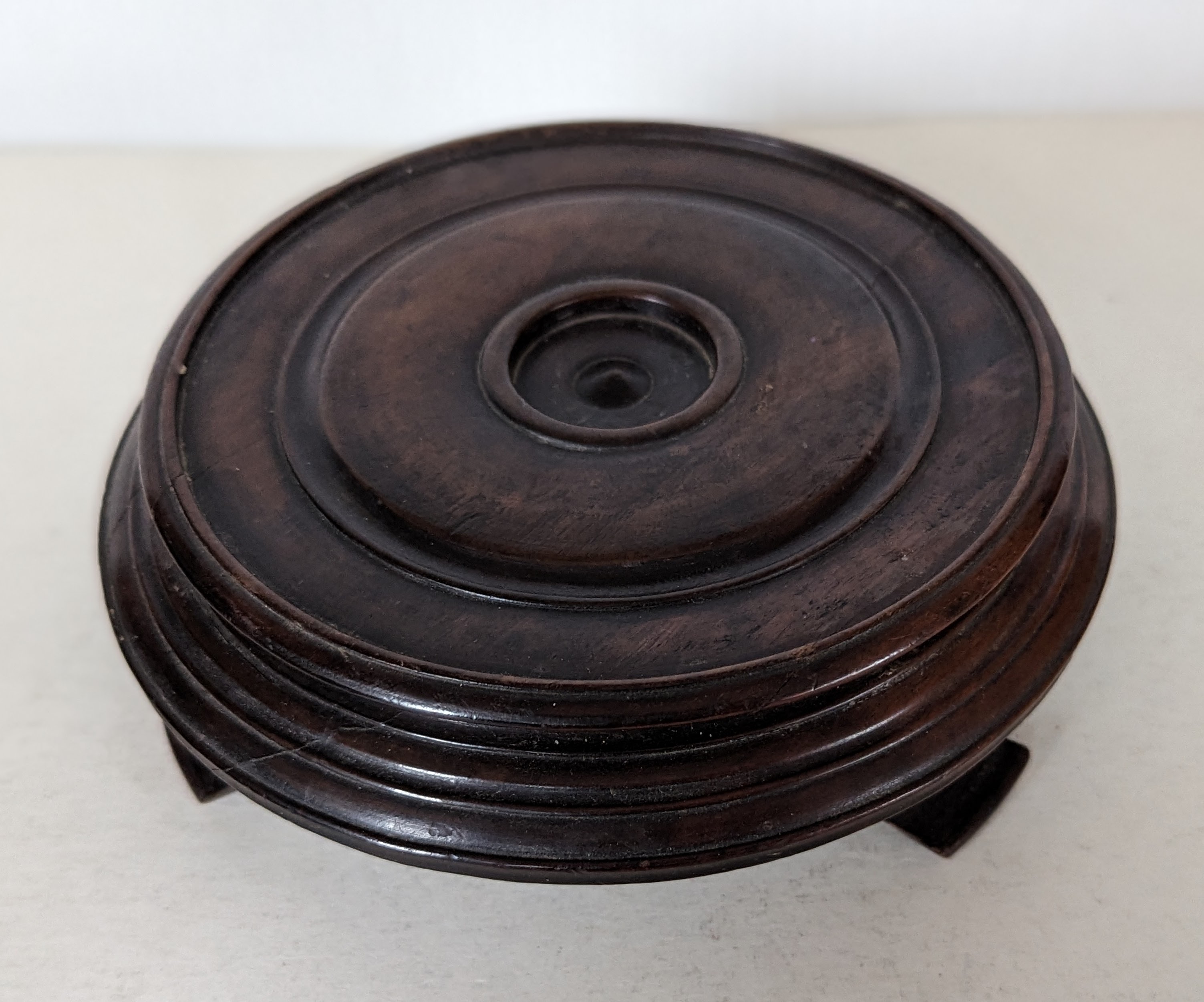 A late 17th/early 18th century Chinese bronze bombe censer - Image 5 of 7