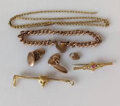 An assortment of 9ct gold jewellery to imclude a rose gold curb-link bracelet with heart locket