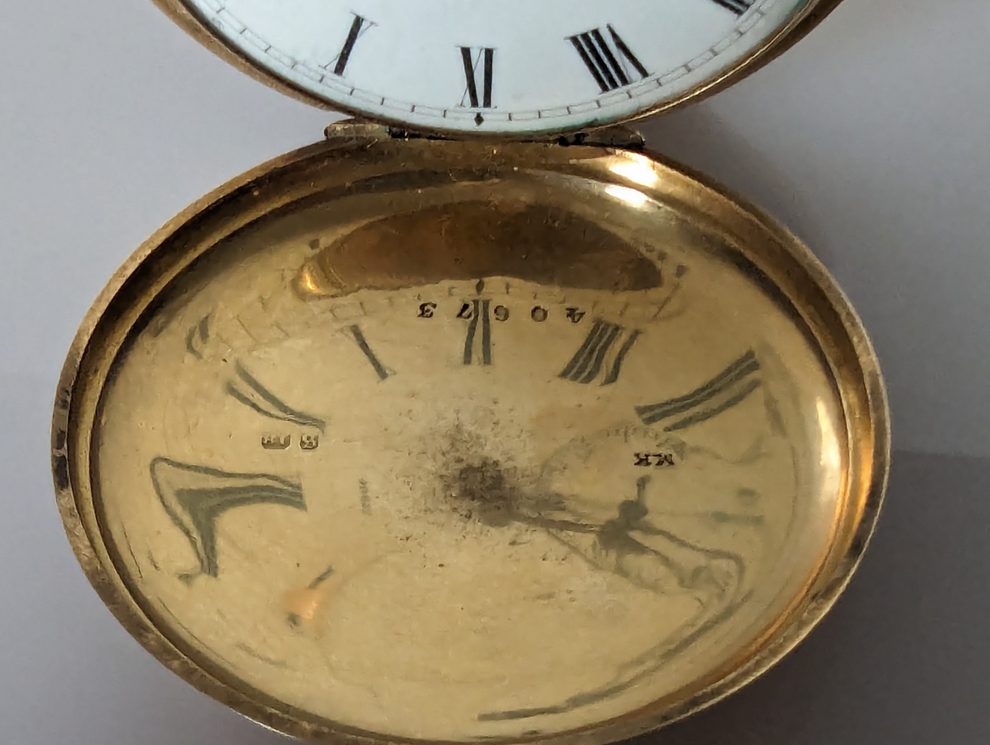 A Victorian gold full-hunter, stem-wind pocket watch with Roman numerals, subsidiary seconds hand - Image 4 of 6