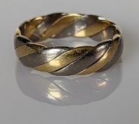 An 18ct white and yellow gold rope-twist band, 5mm, size S, hallmarked, 8.45g