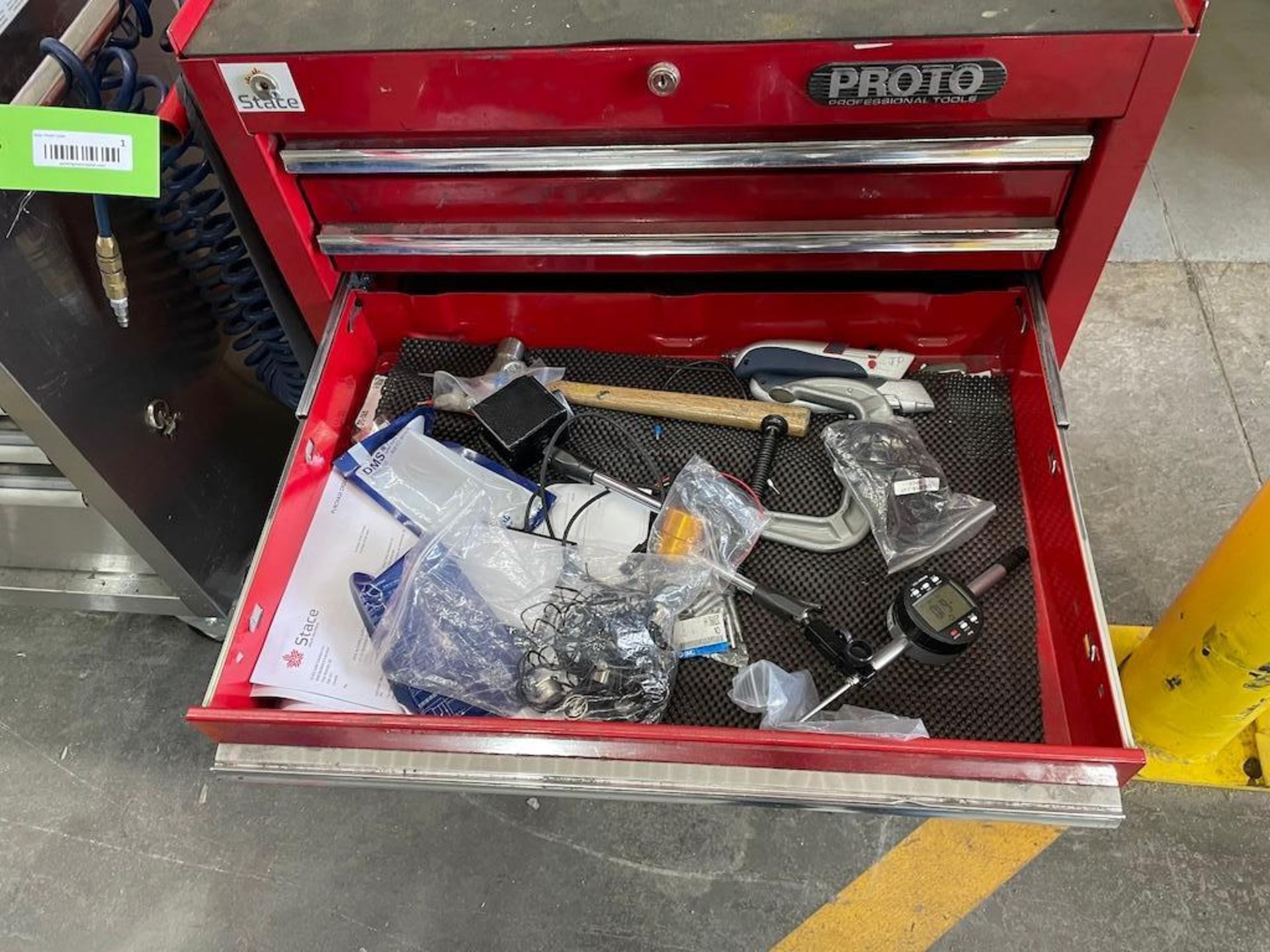 LOT (2) PORTABLE TOOL CABINETS INCLUDING CONTENTS [TROIS RIVIERES] *PLEASE NOTE, EXCLUSIVE RIGGING F - Image 11 of 11