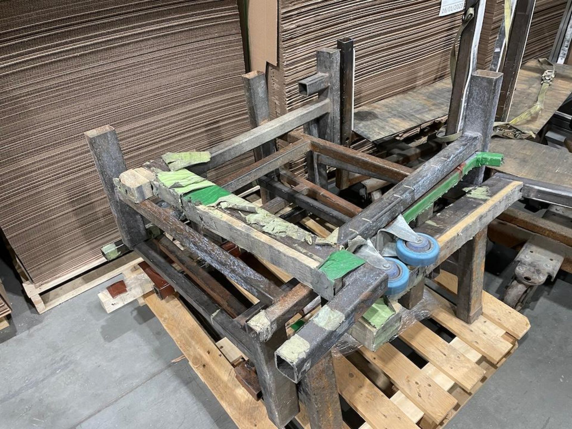 LOT: MITRE SAW, (3) POWERED MANDRELS, ASSORTED CARTS, FRAMES [TROIS RIVIERES]*PLEASE NOTE, EXCLUSIVE - Image 2 of 10
