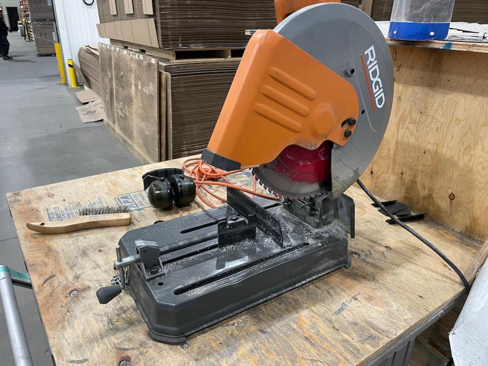 LOT: MITRE SAW, (3) POWERED MANDRELS, ASSORTED CARTS, FRAMES [TROIS RIVIERES]*PLEASE NOTE, EXCLUSIVE