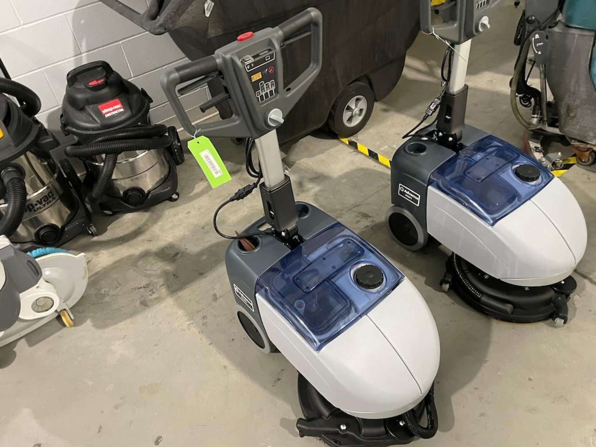 ADVANCE FLOOR CLEANER MODEL SC351 [1ST FL LOADING DOCK]