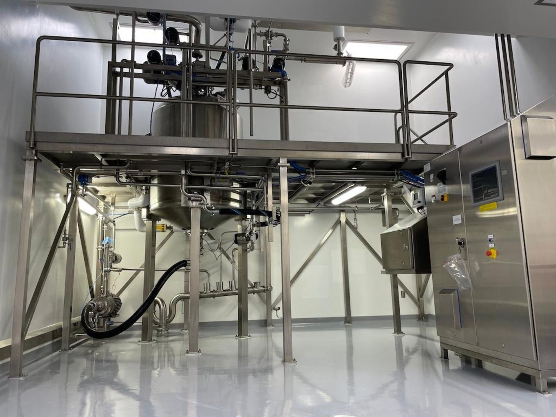 Simple Formulation Tank CP-100 GEL FORMULATION SYSTEM #1, INCLUDING: 2020 SOLINOX SERIES J ...