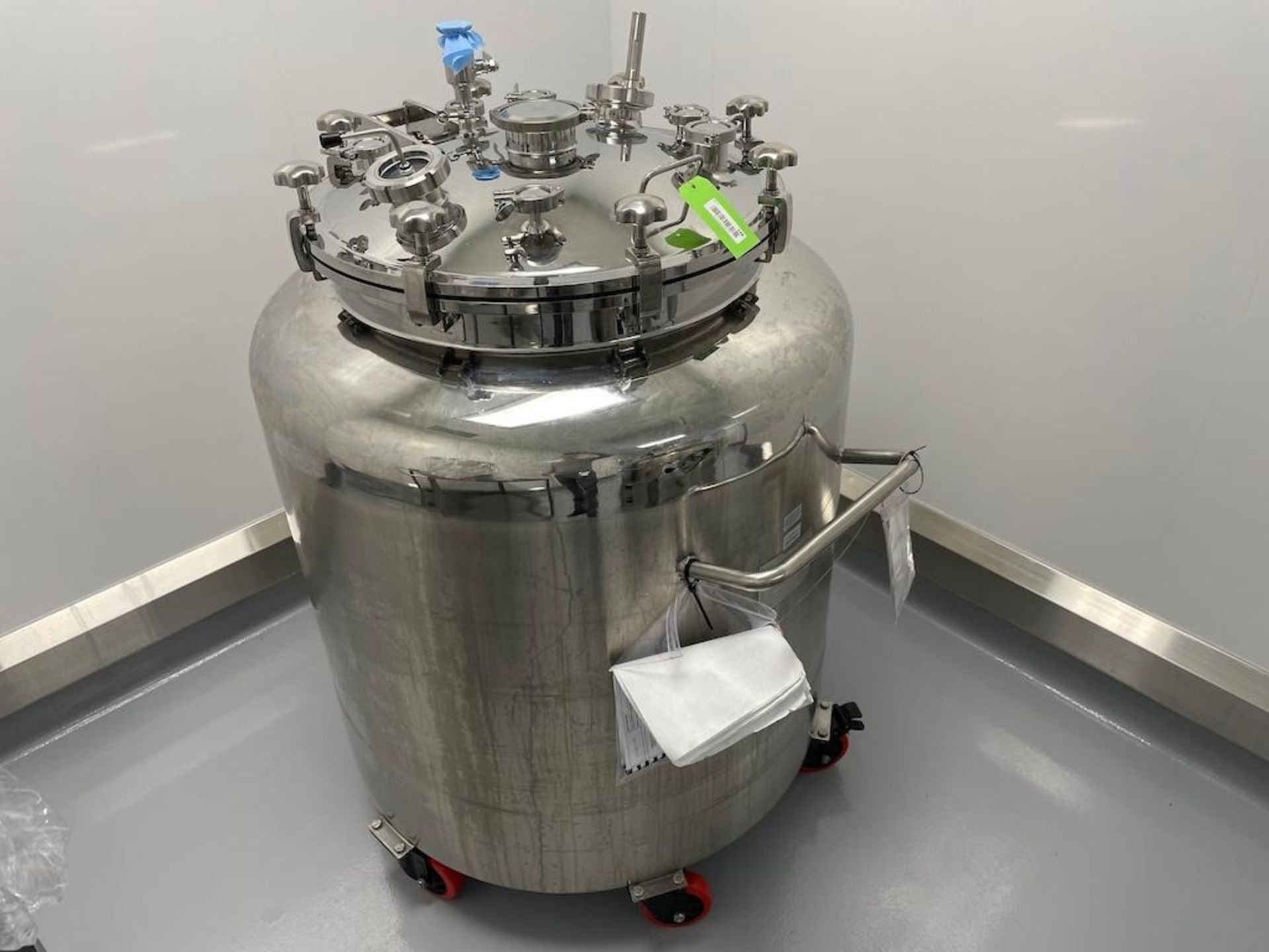2019 GELATIN SERVICE TANK, PORTABLE, 500L CAPACITY, 316L STAINLESS ...