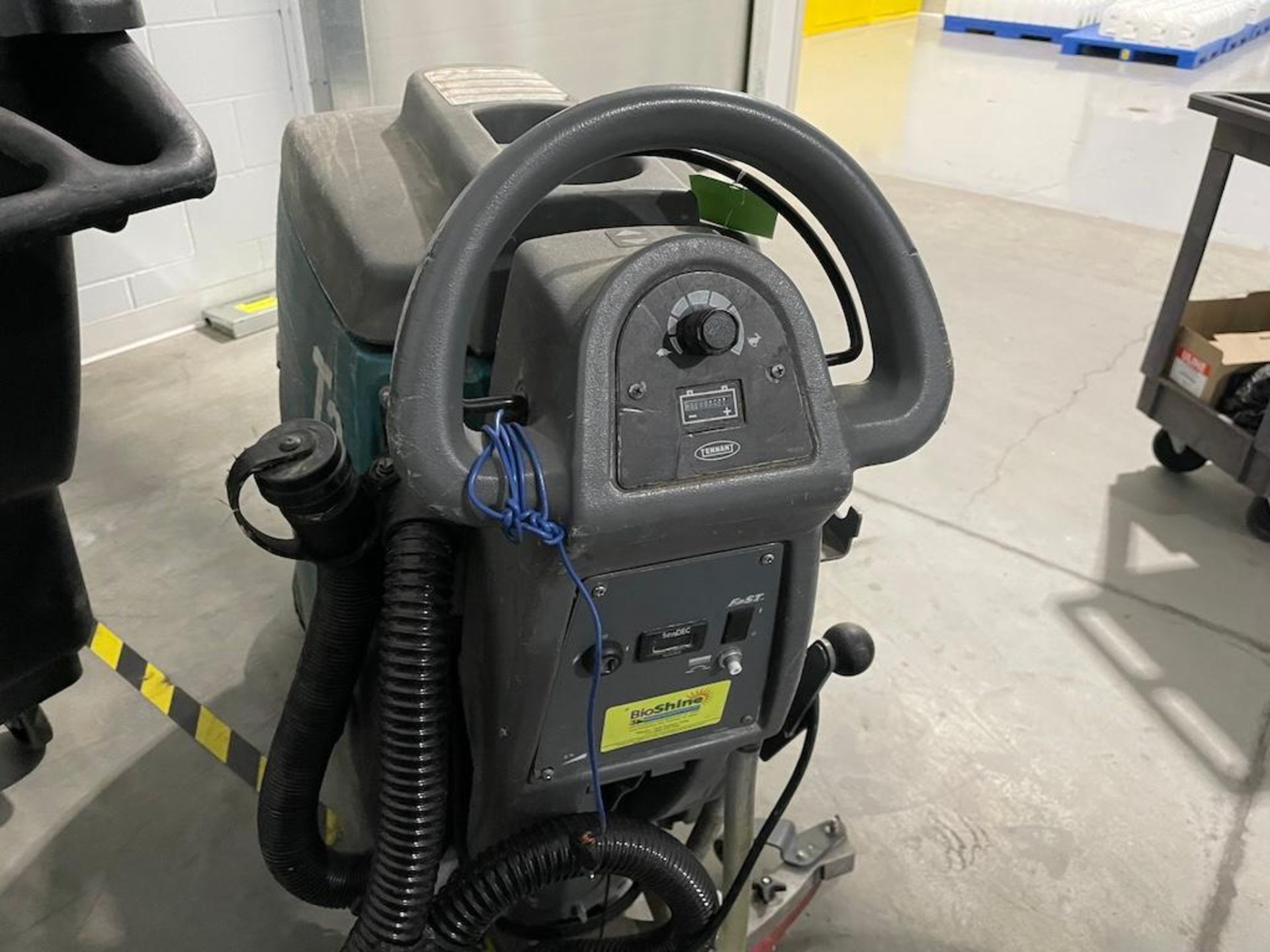 TENNANT FLOOR CLEANER MODEL L3 [1ST FL LOADING DOCK] - Image 2 of 2