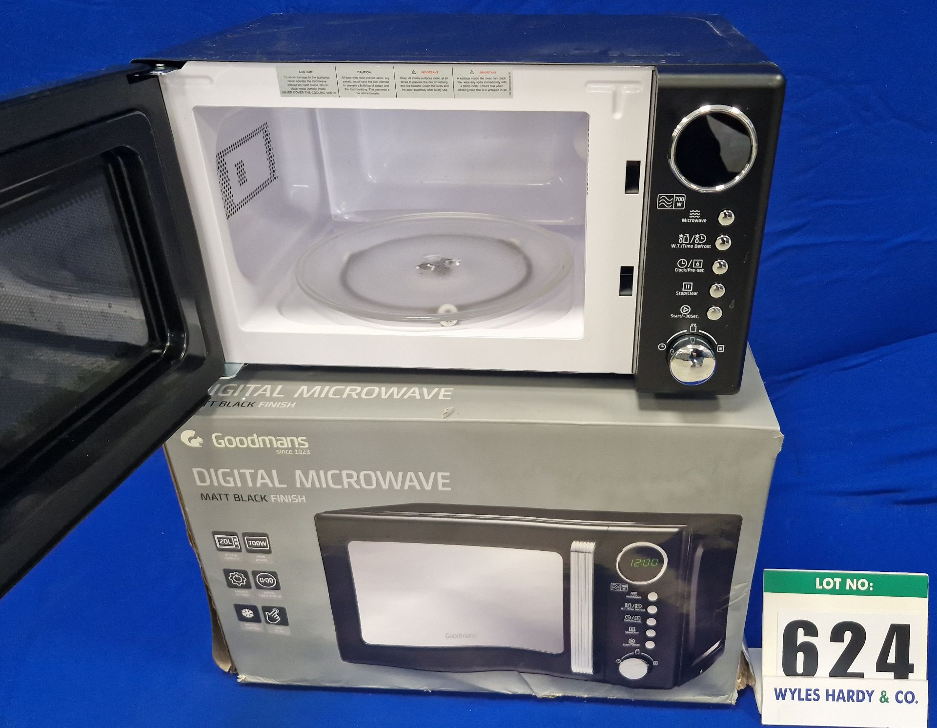Two GOODMANS Matt Black Finish 700W Microwave Ovens - Bild 2 aus 2