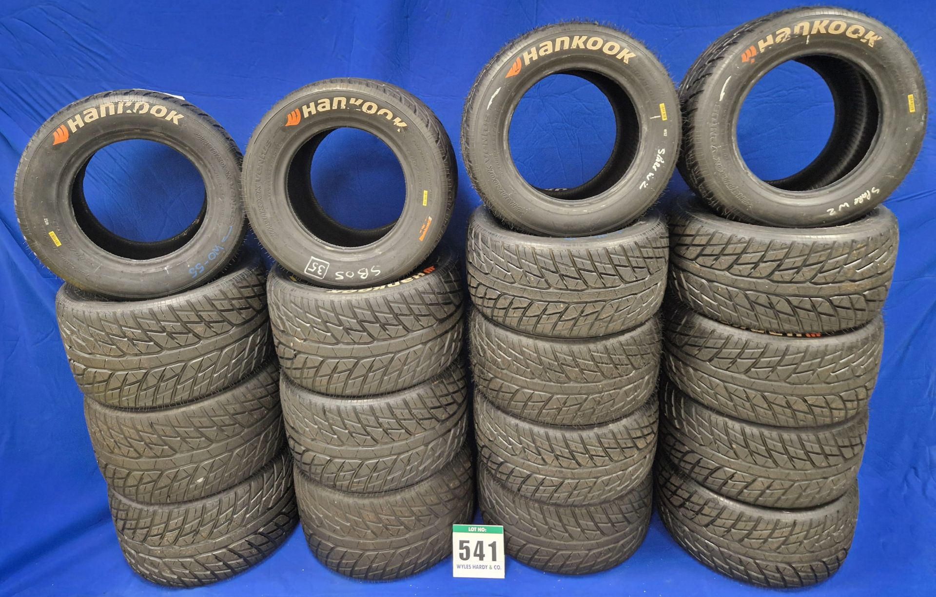 Ten HANKOOK 230/560 R13 Wet Racing Front Tyres and Eight HANKOOK 280/580 E13 Wet Racing Rear