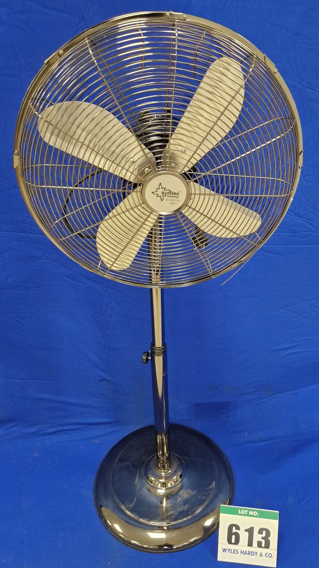Five SUNTEC WELLNESS 18 inch 3-Speed Oscillating Electric Fans, 240V AC (Note: currently fitted with