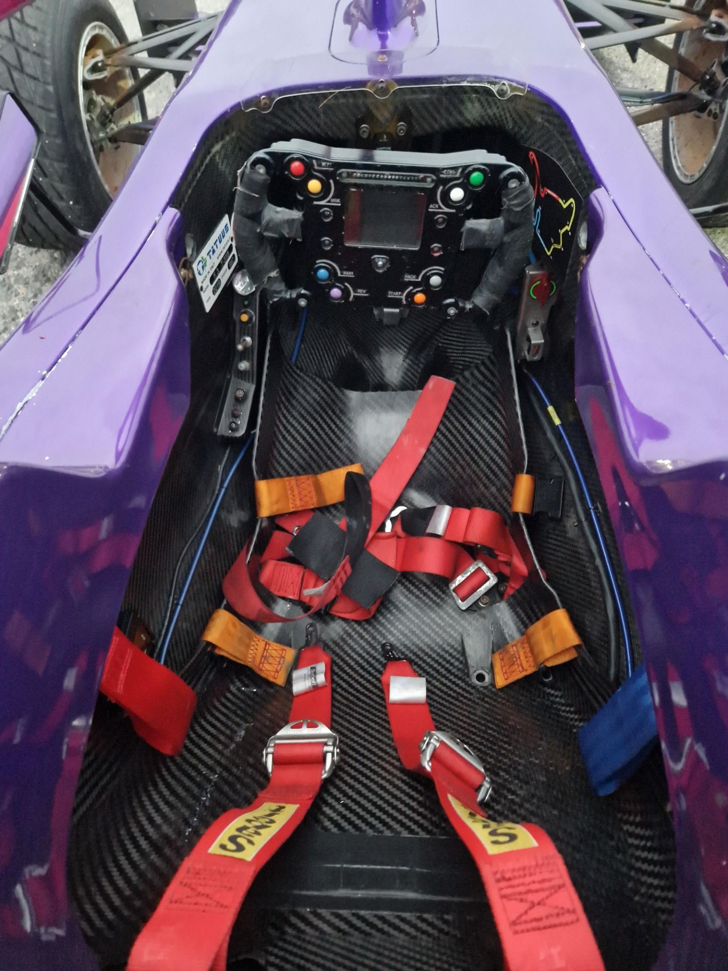 One TATUUS F3 T-318 Alfa Romeo Race Car Chassis No. 057 (2019) Finished in the W Series Academy - Image 5 of 7