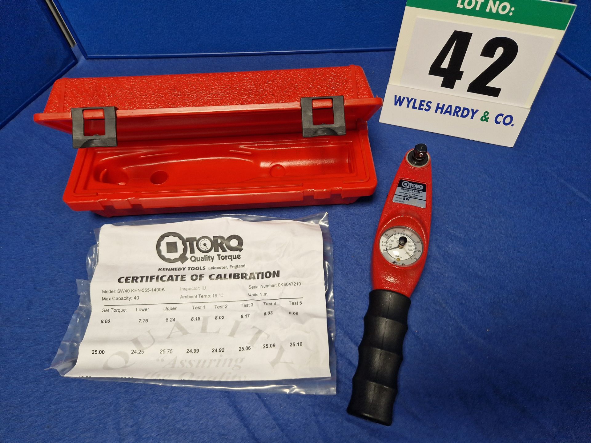One TORO 5440 3/8 inch Square Drive 0-40Nm/360 lfb-in Dial Indicating Torque Wrench in Rigid Carry