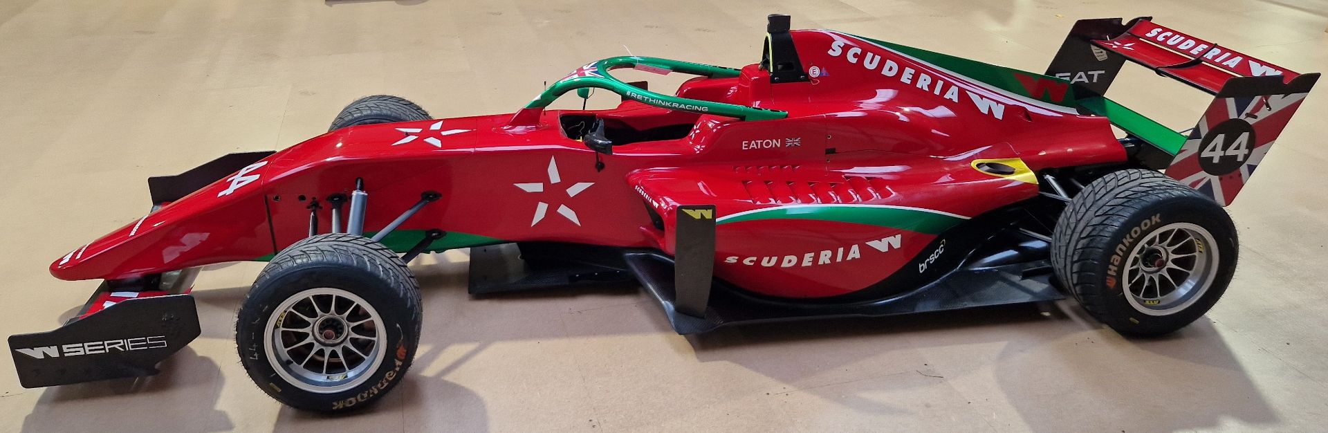 One TATUUS F3 T-318 Alfa Romeo Race Car Chassis No. 037 (2019) Finished in SCUDERIA Livery as Driven - Bild 2 aus 10
