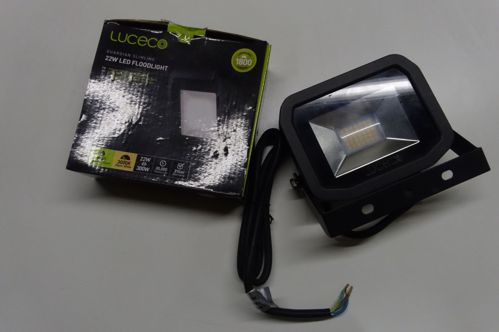 10 x LUCECO LFS18B130 22W LED Floodlight IP65 3000K Black Finish