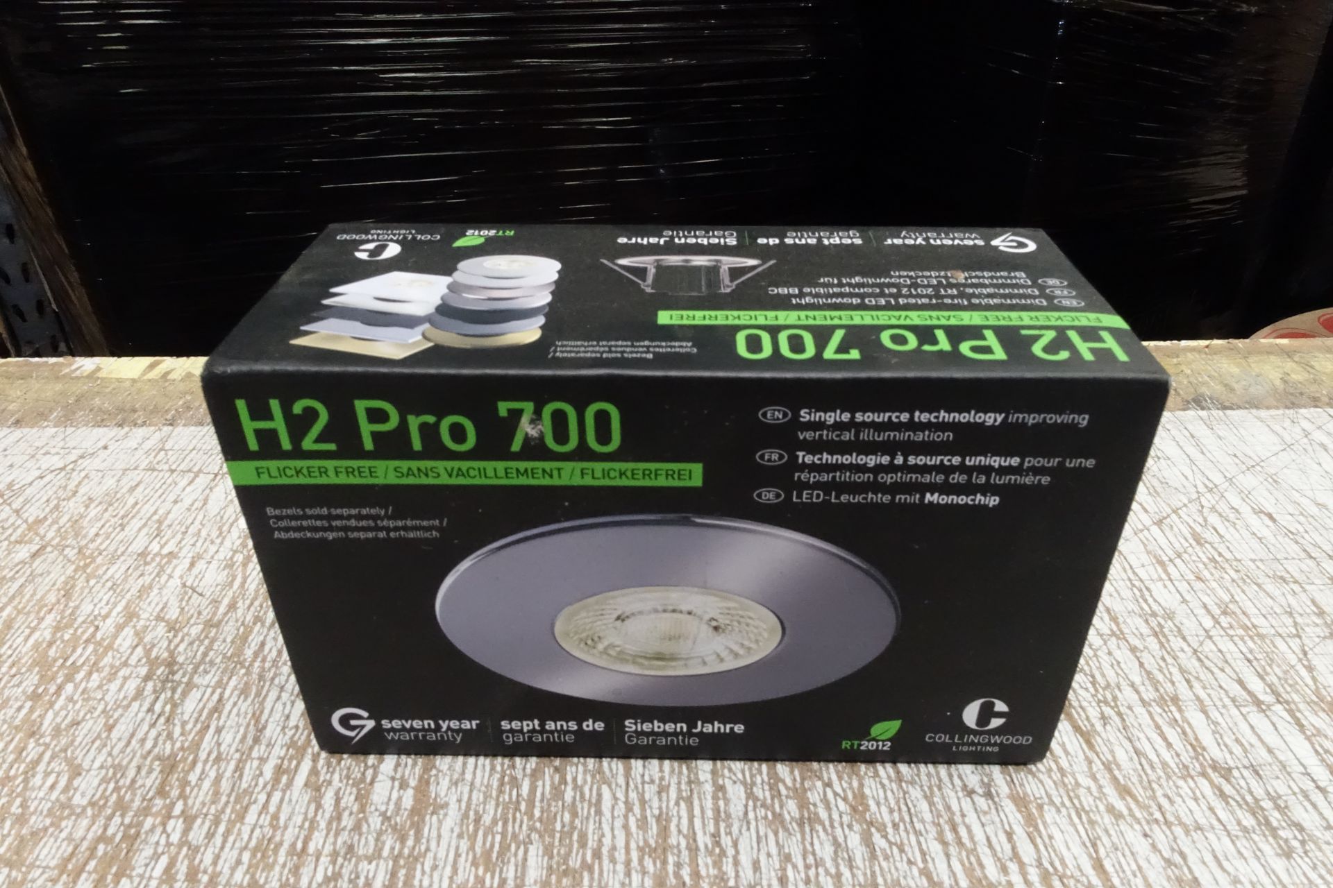 20 x COLLINGWOOD H2 Pro 700 AF1619QD IP65 4000K Dimmable LED Down Light Matt White Bezel