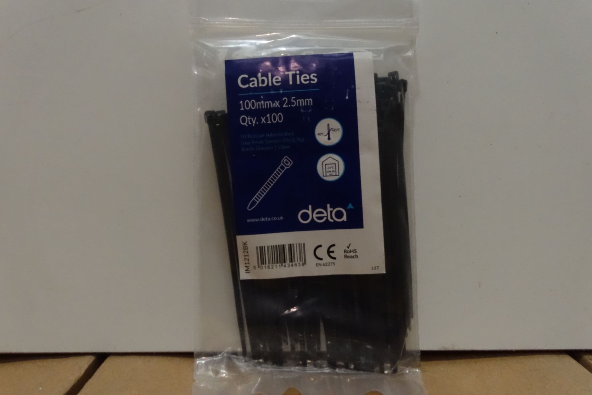 400 x Packs of Deta I1212BK Cable Ties 100mm x 2.5mm 100 Per Pack Black