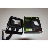 30 x LUCECO LFS6B150 - 03 (JX) 8W LED Floodlights 5000k 600 Lumen Black Finish