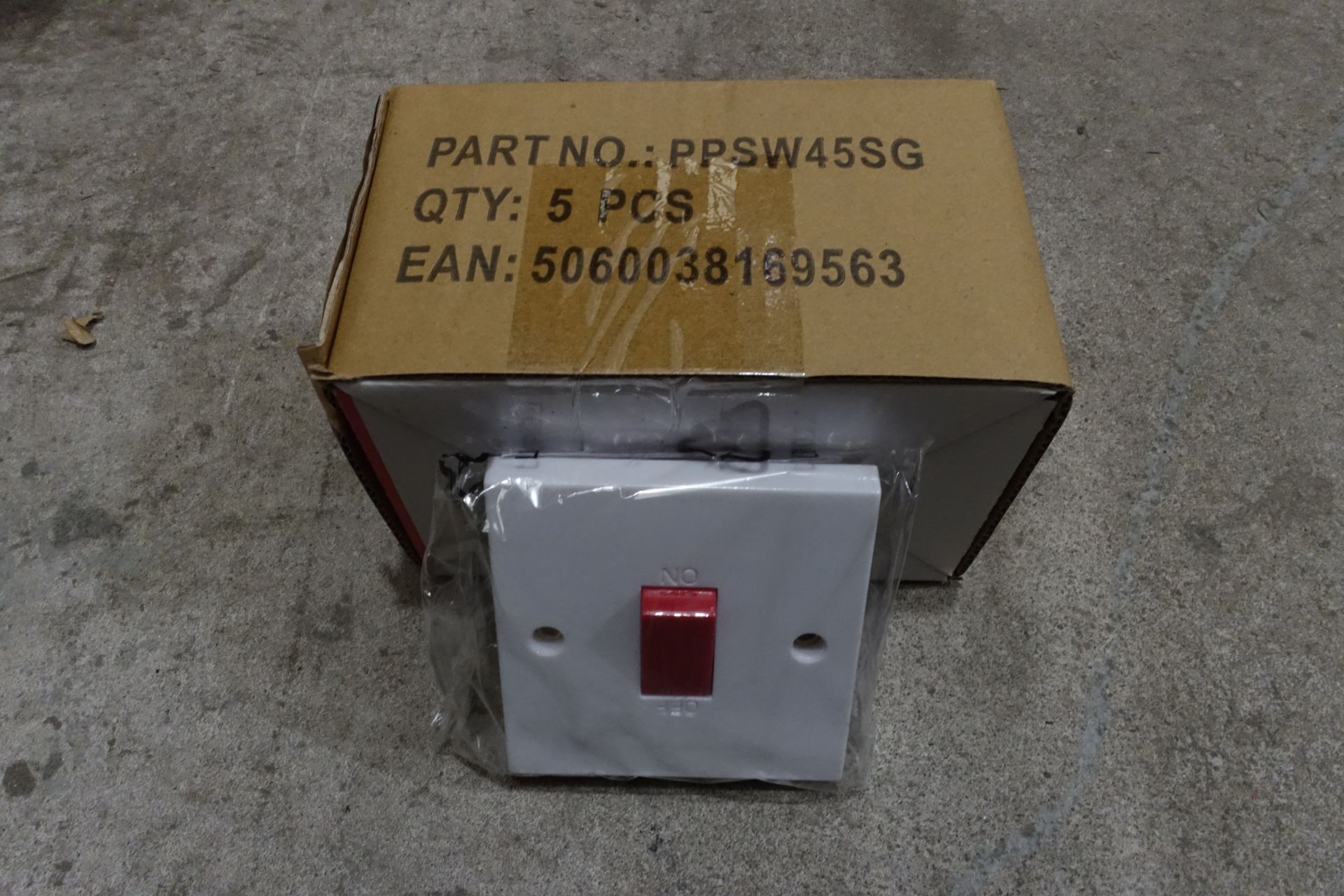 80 X SMJ 45 AMP DP Switch PPSW45SG