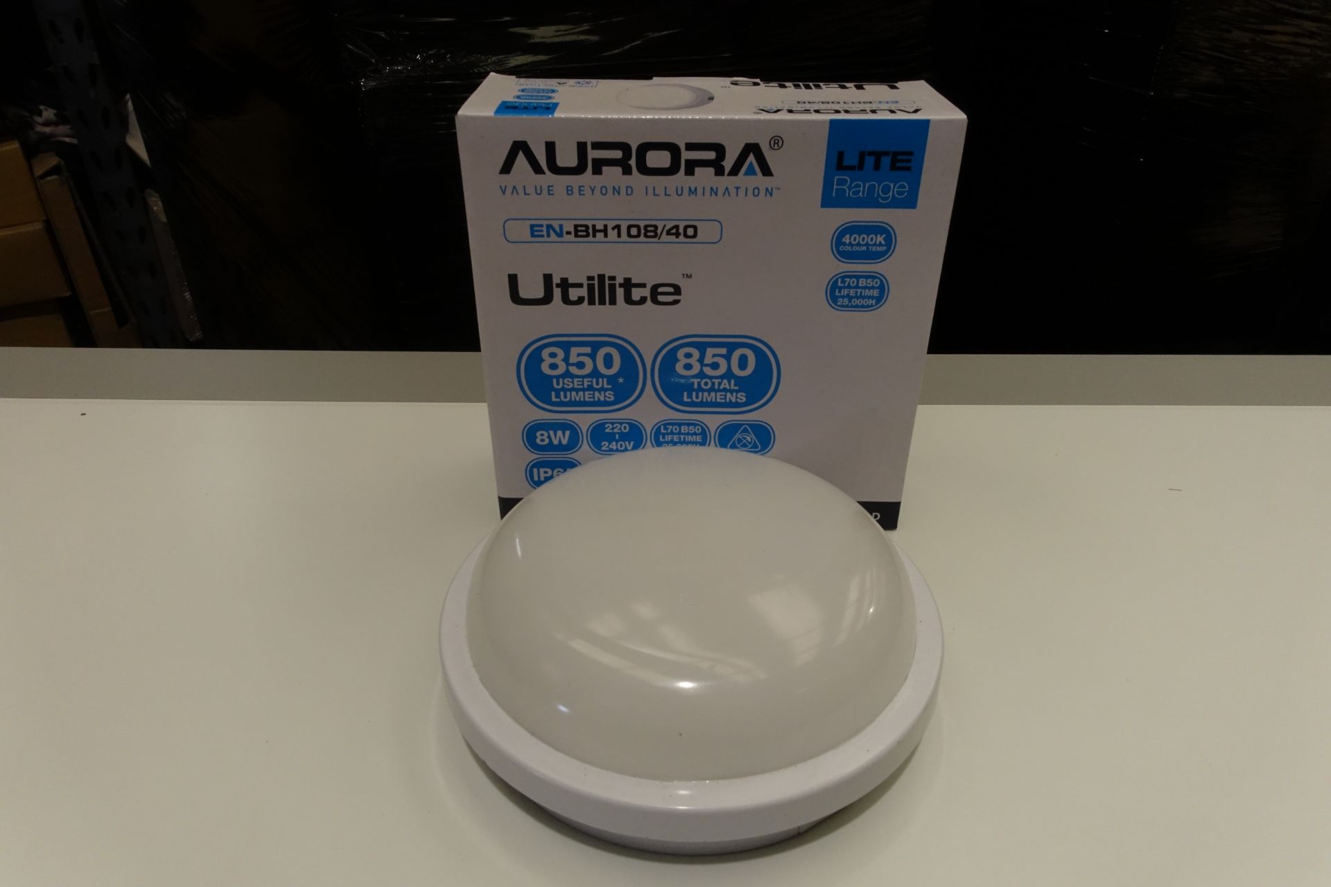 20 x AURORA ENBH108/40 8W LED Round Bulkhead 4000K IP65 White Finish