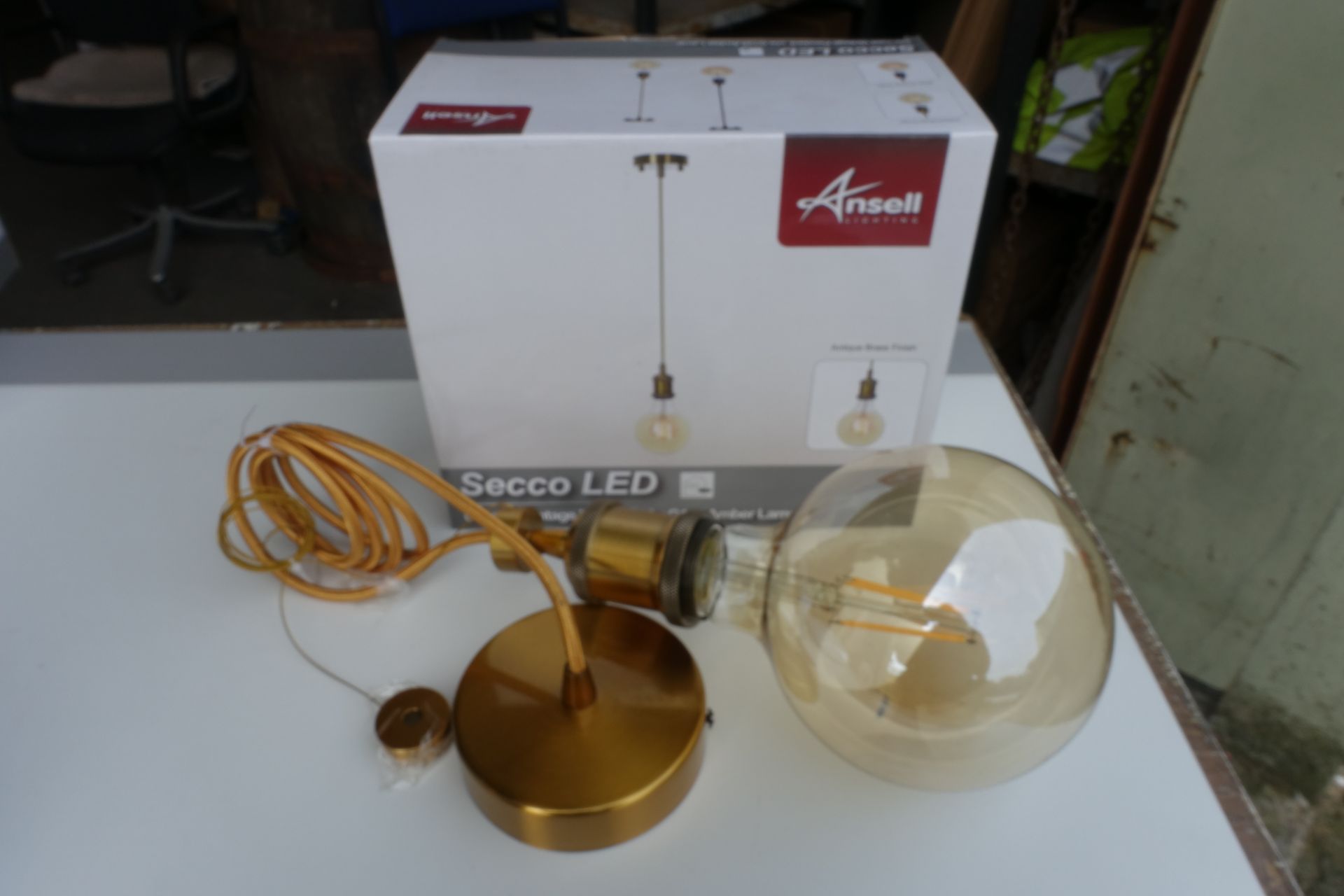 16 x ANSELL AEC/G125/AB SECCO LED Die-Cast Vintage Pendant Fitting with G125 Amber Lamp