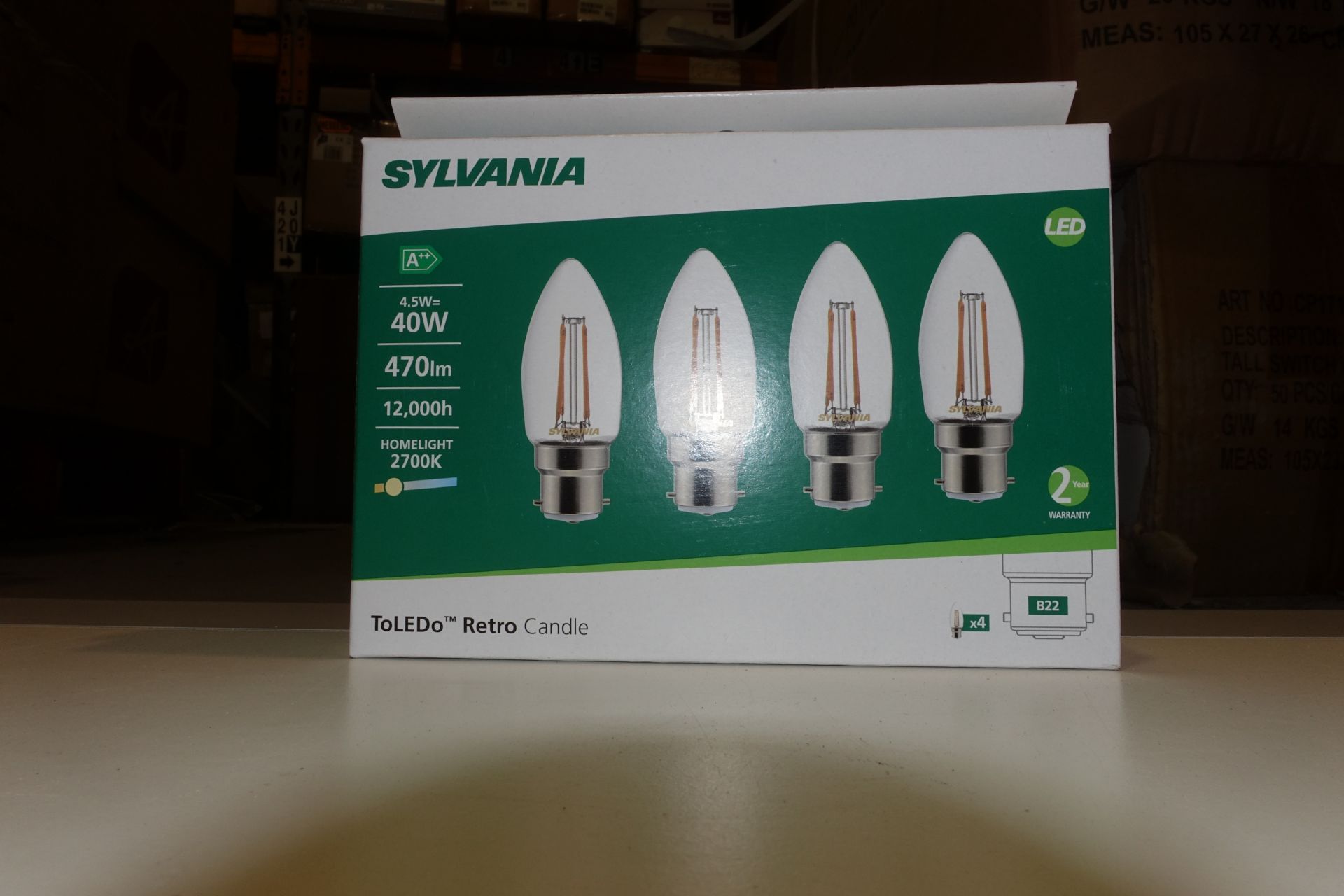 192 x SYLVANIA 0028221 4.5W LED RETRO Candle Lamps B22 Fitting