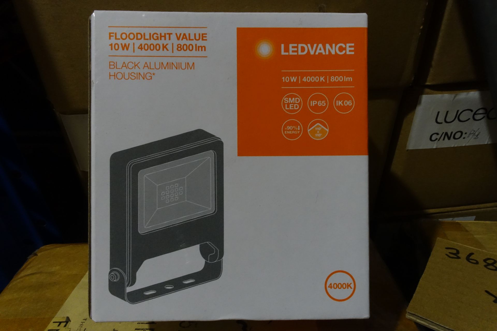 24 x LEDVANCE 268586 10W LED Floodlights 4000K IP65 Black Finish