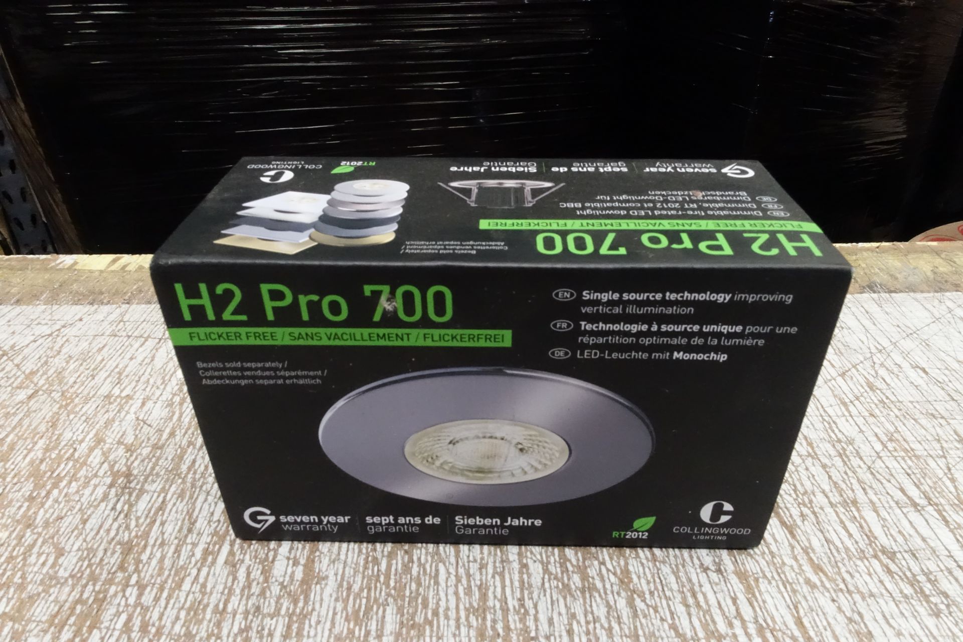 20 x COLLINGWOOD H2 Pro 700 AF1619QD IP65 4000K Dimmable LED Down Light Matt White Bezel