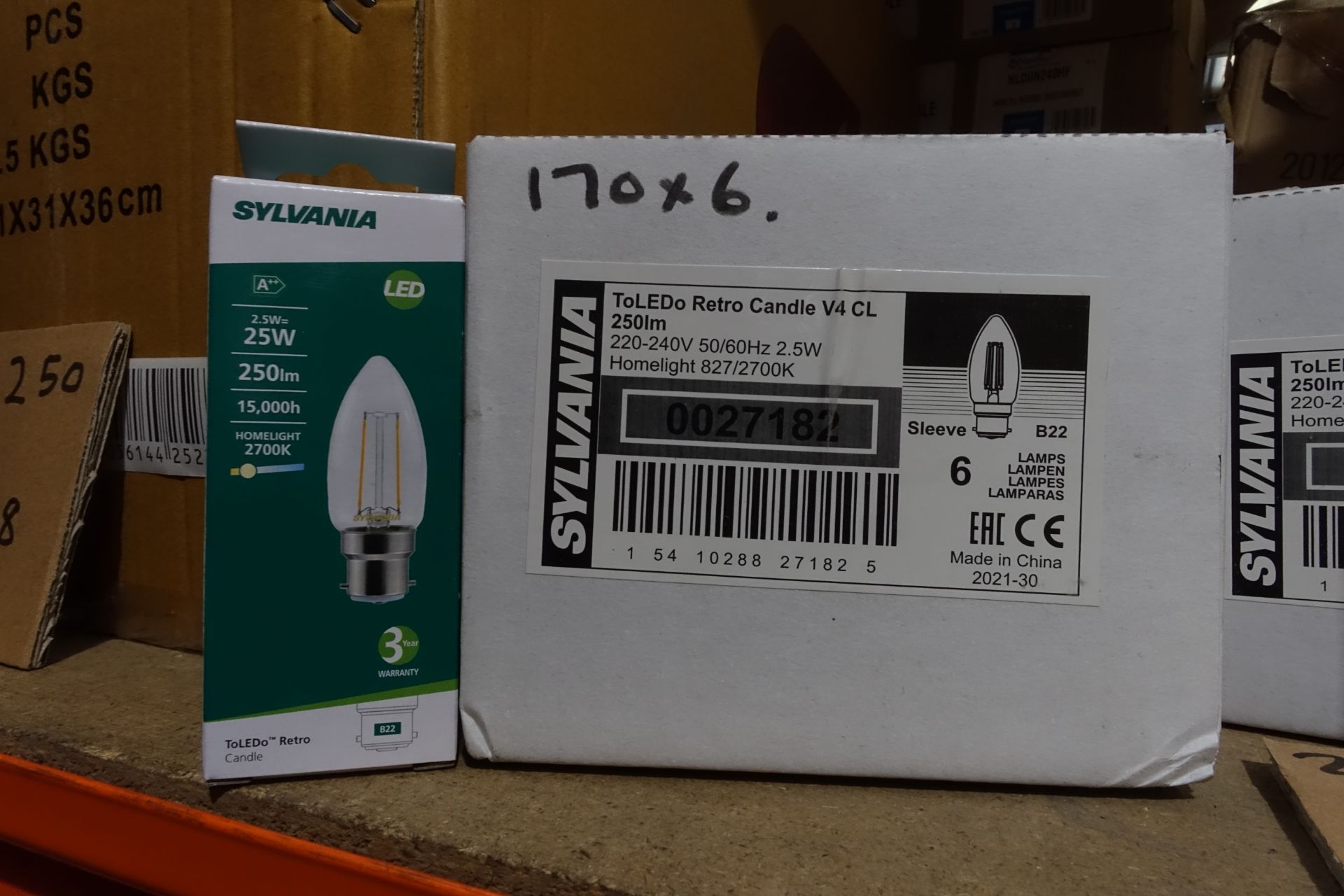 180 x SYLVANIA 0027182 2.5W LED Retro Candle lamps B22 Fitting