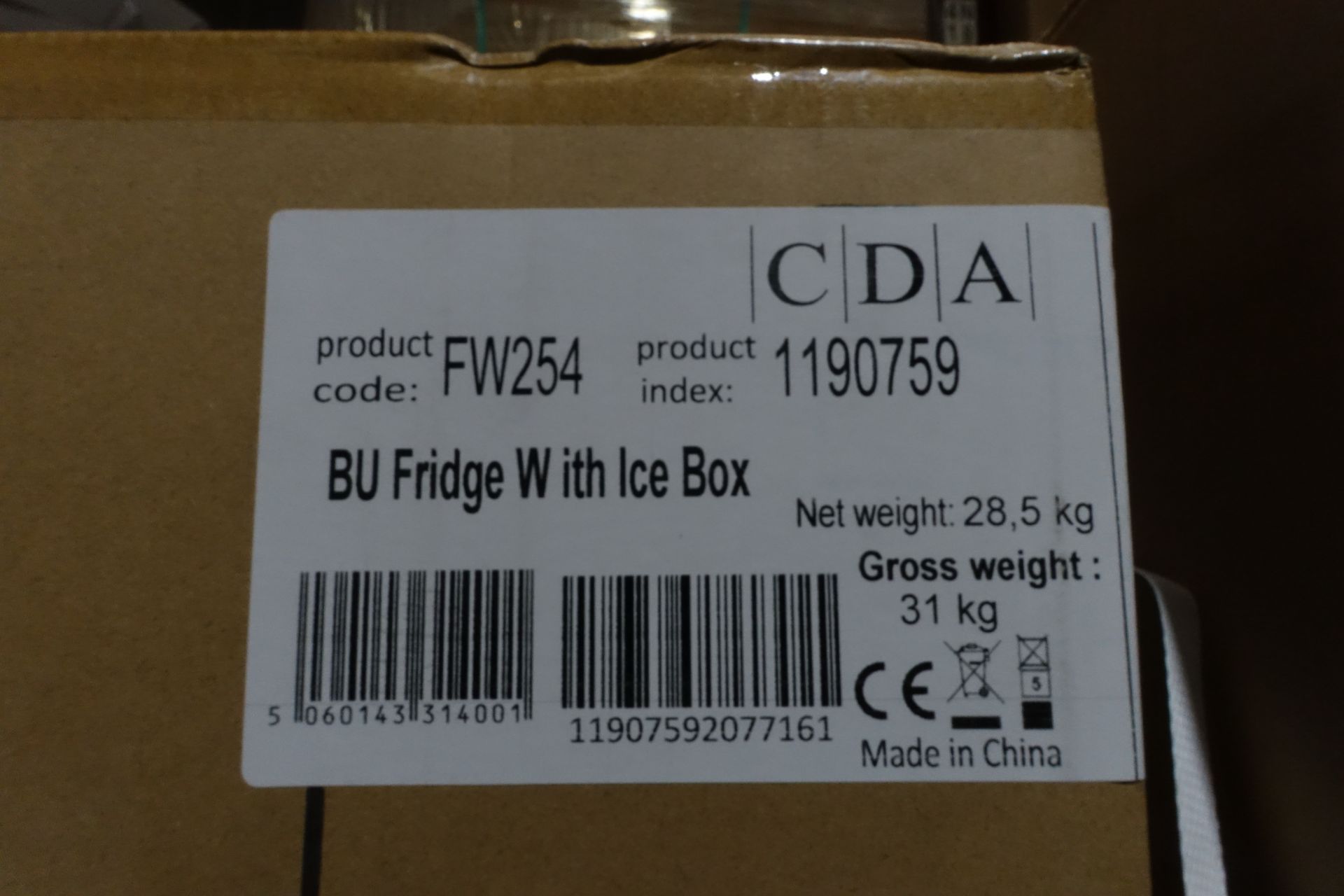 1 x CDA FW254 Intergrated Under Counter Fridge with Ice Box