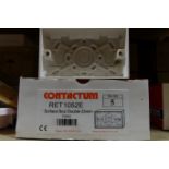 200 x CONTACTUM RET1052E 25mm Surface Double Box