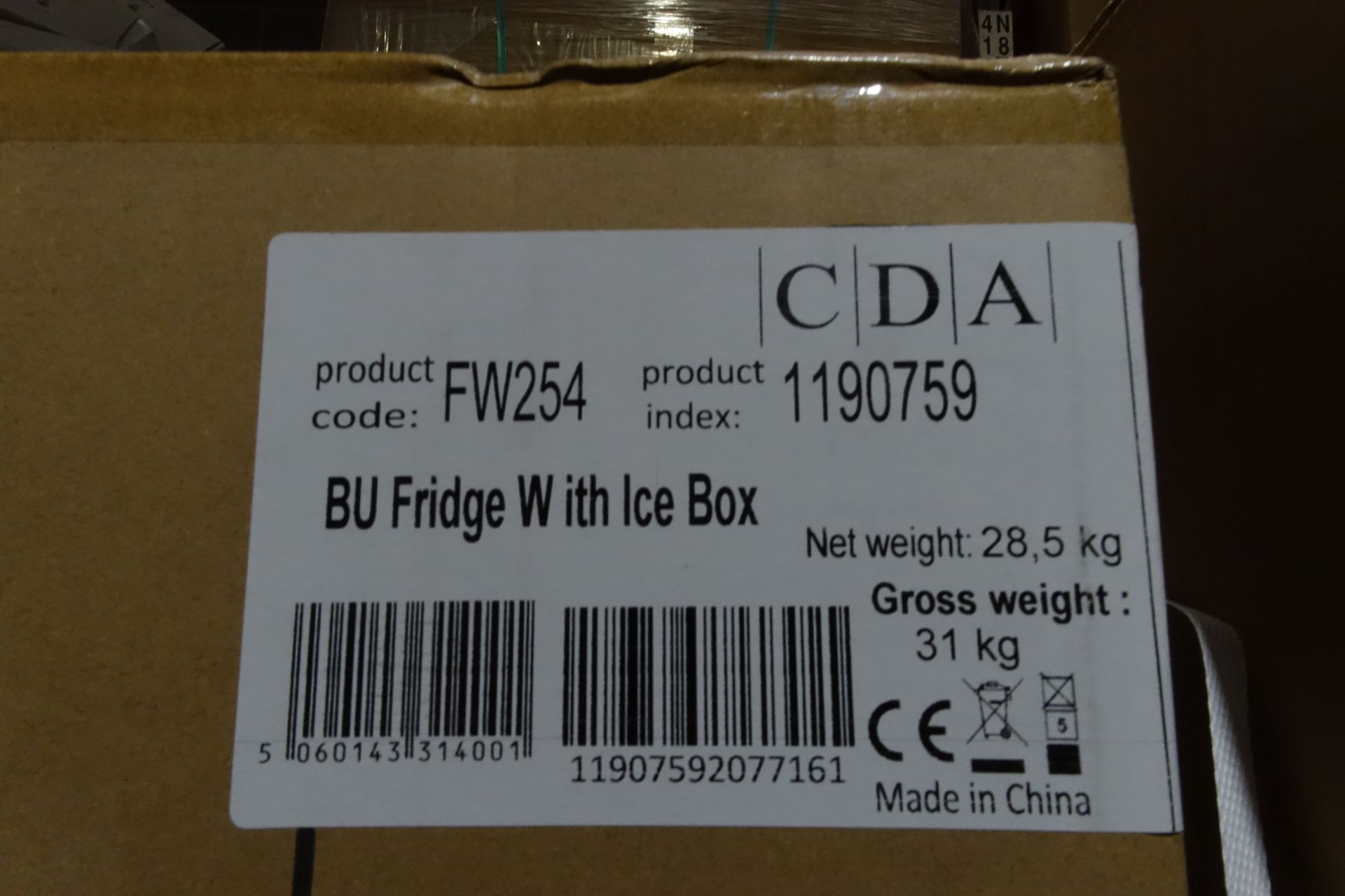 1 x CDA FW254 Intergrated Under Counter Fridge with Ice Box