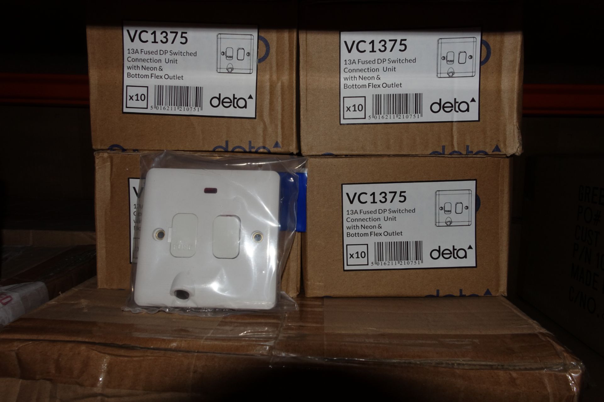 200 x DETA VC1375 13Amp Switched DP Fused Connection Units with Neon + Bottom Flex Outlet