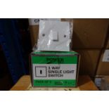 40 x Packs Of SMJ PPLS1G1W - PK5 1 Way Light Switches 5 x Per Pack 200 In Total White Finish