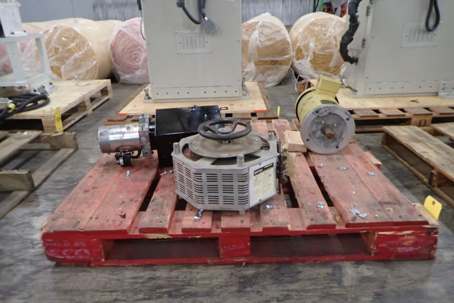 Lot of Transformer, Motor and Hydraulic Power Assembly - Image 4 of 16