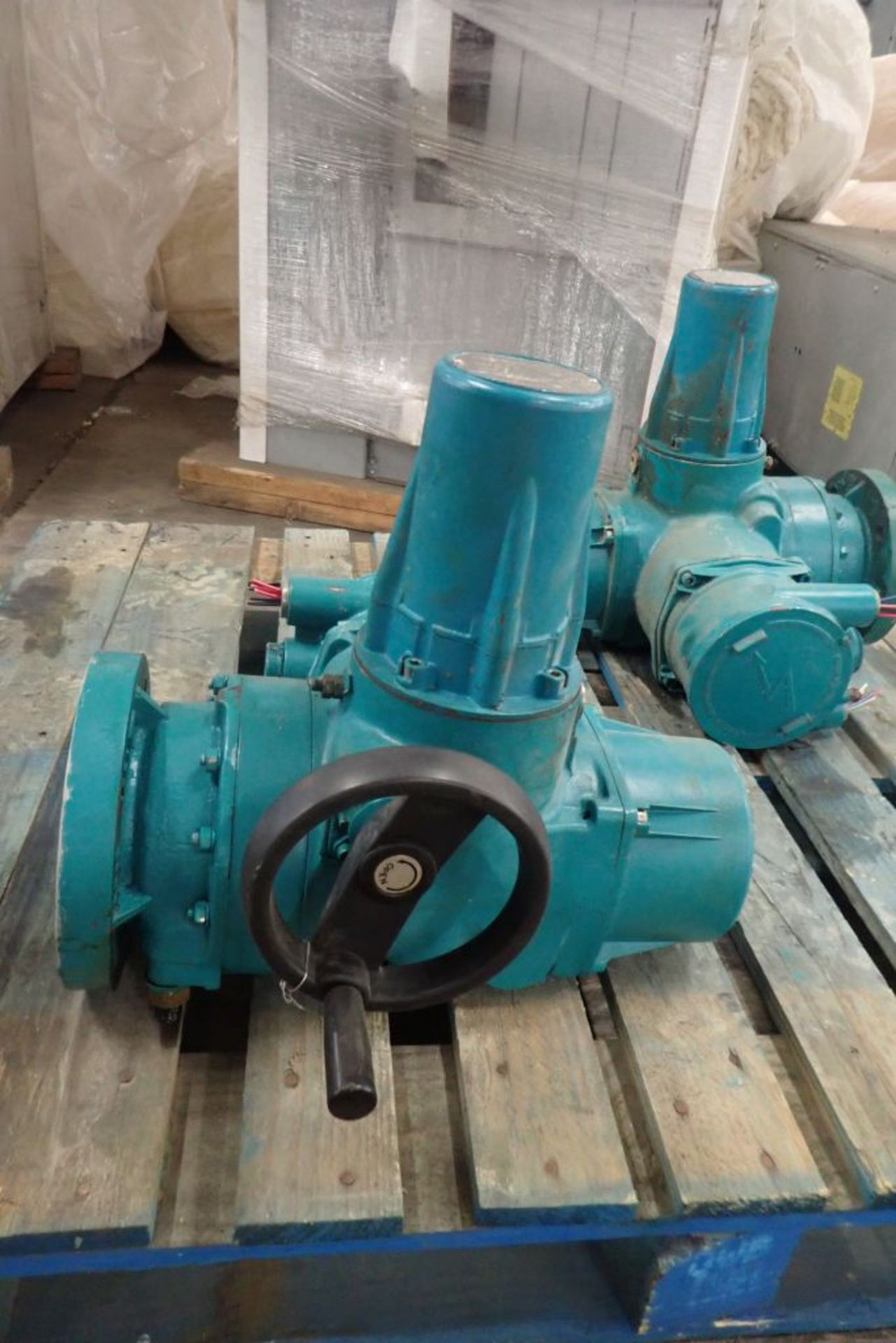 Lot of (2) Keystone Valve Actuators - Image 6 of 7