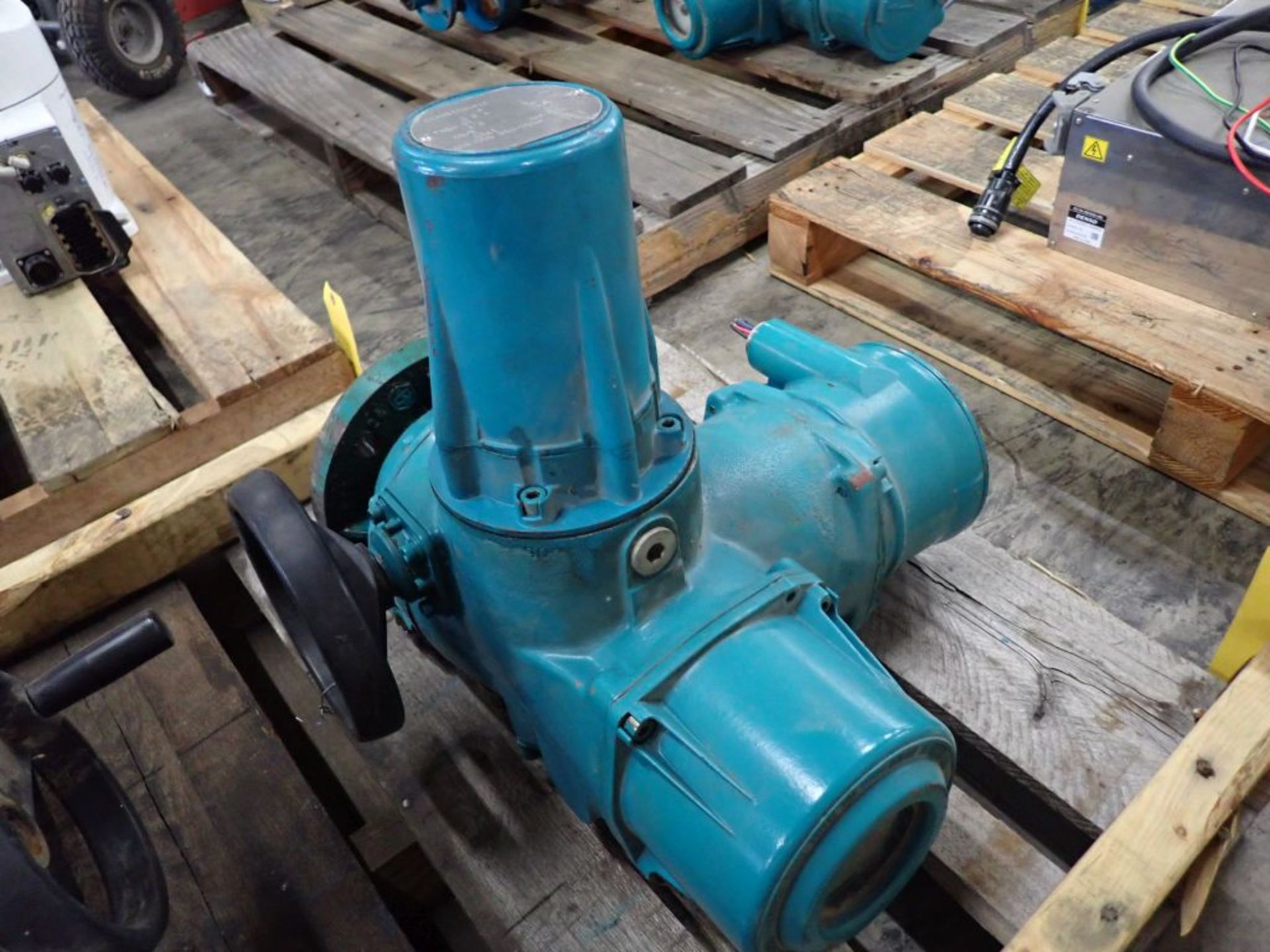 Lot of (2) Keystone Mechanical Valve Actuators - Image 11 of 12