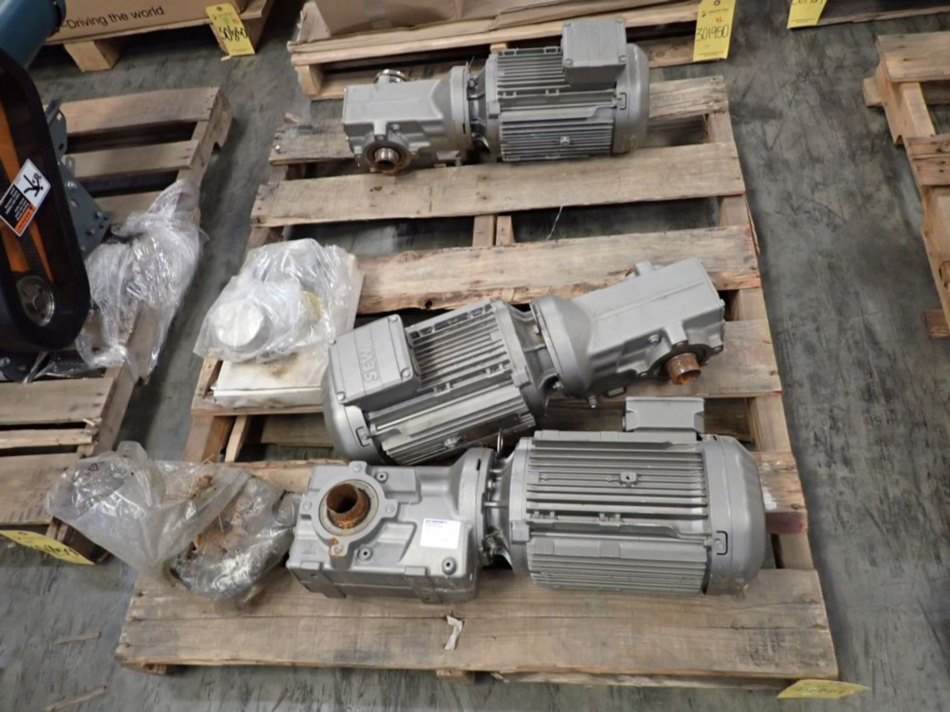 Lot of (3) Sew-Eurodrive Gearmotors - Image 2 of 18