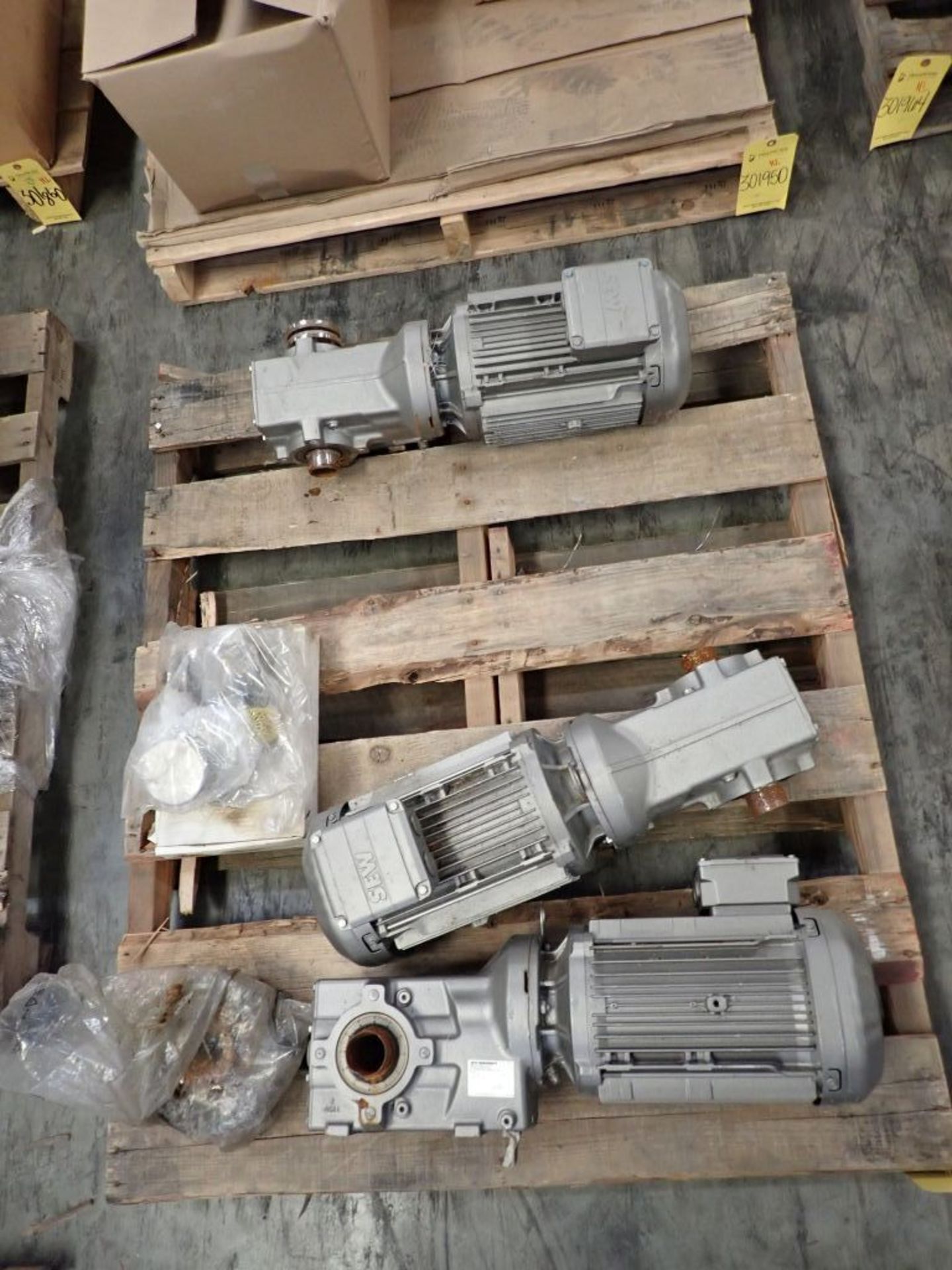 Lot of (3) Sew-Eurodrive Gearmotors - Image 3 of 18