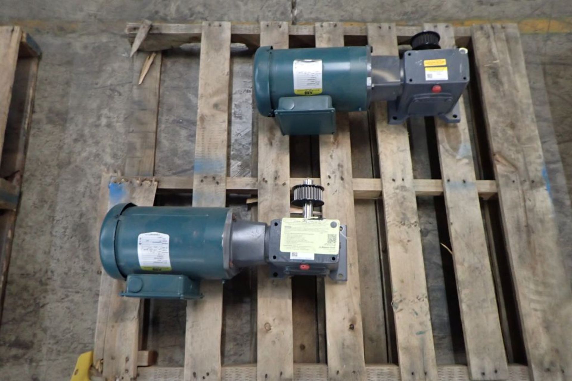 Lot of (2) Boston 3.66 HP Gearmotors - Image 2 of 7